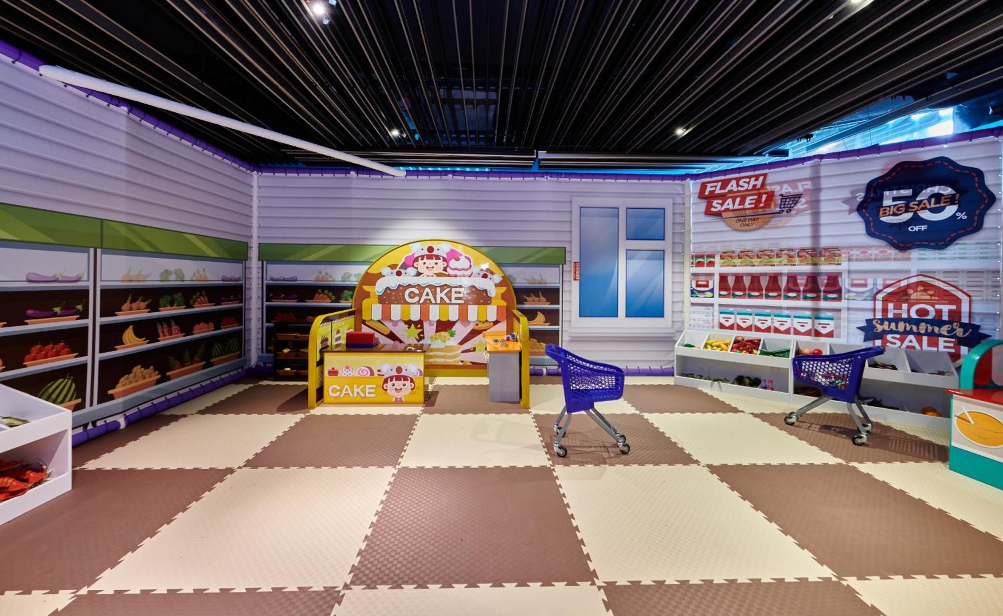 Grand Bay Resort Hotel Хенгчун Экстерьер фото The set of the show