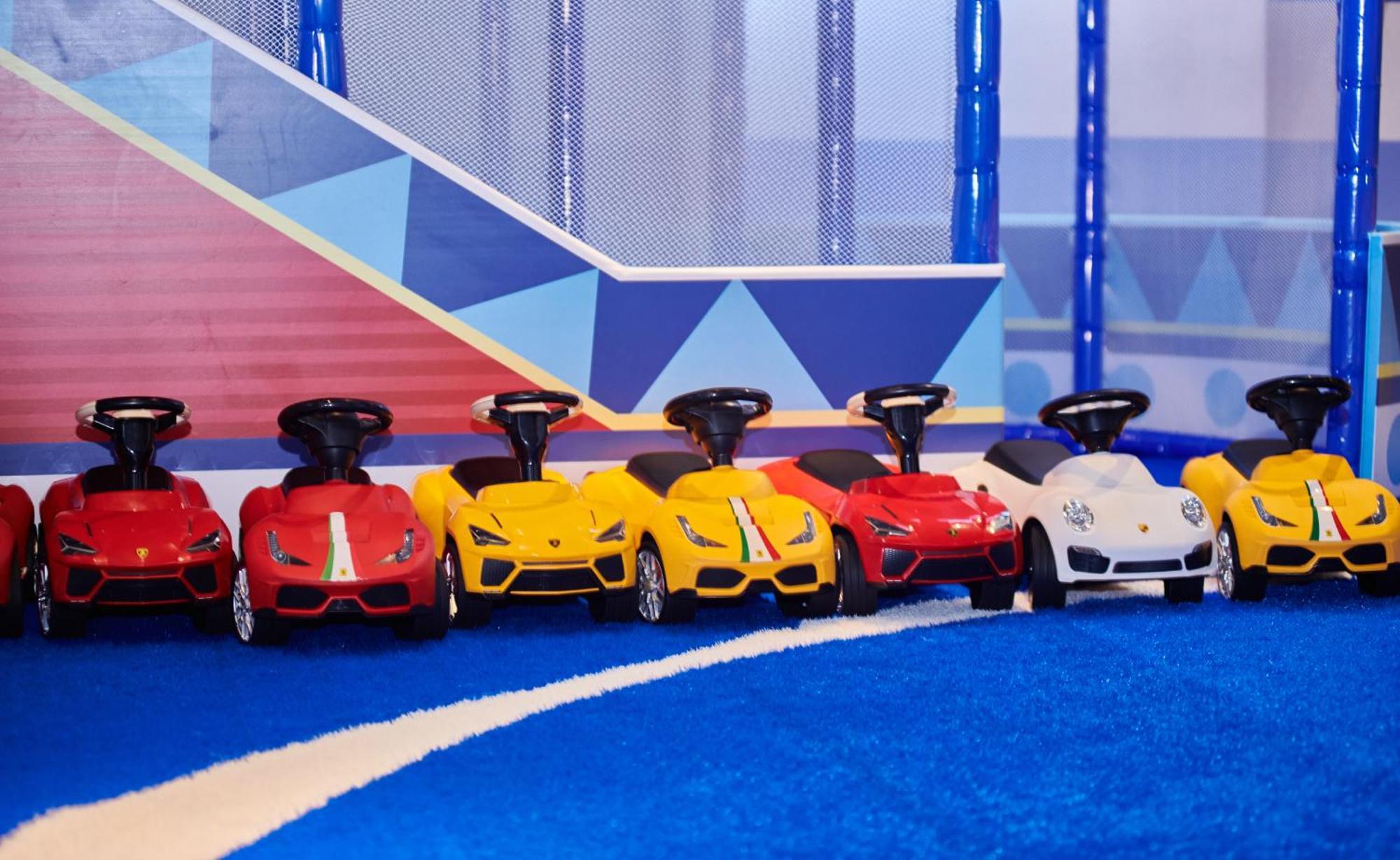 Grand Bay Resort Hotel Хенгчун Экстерьер фото Battery-powered ride-on cars