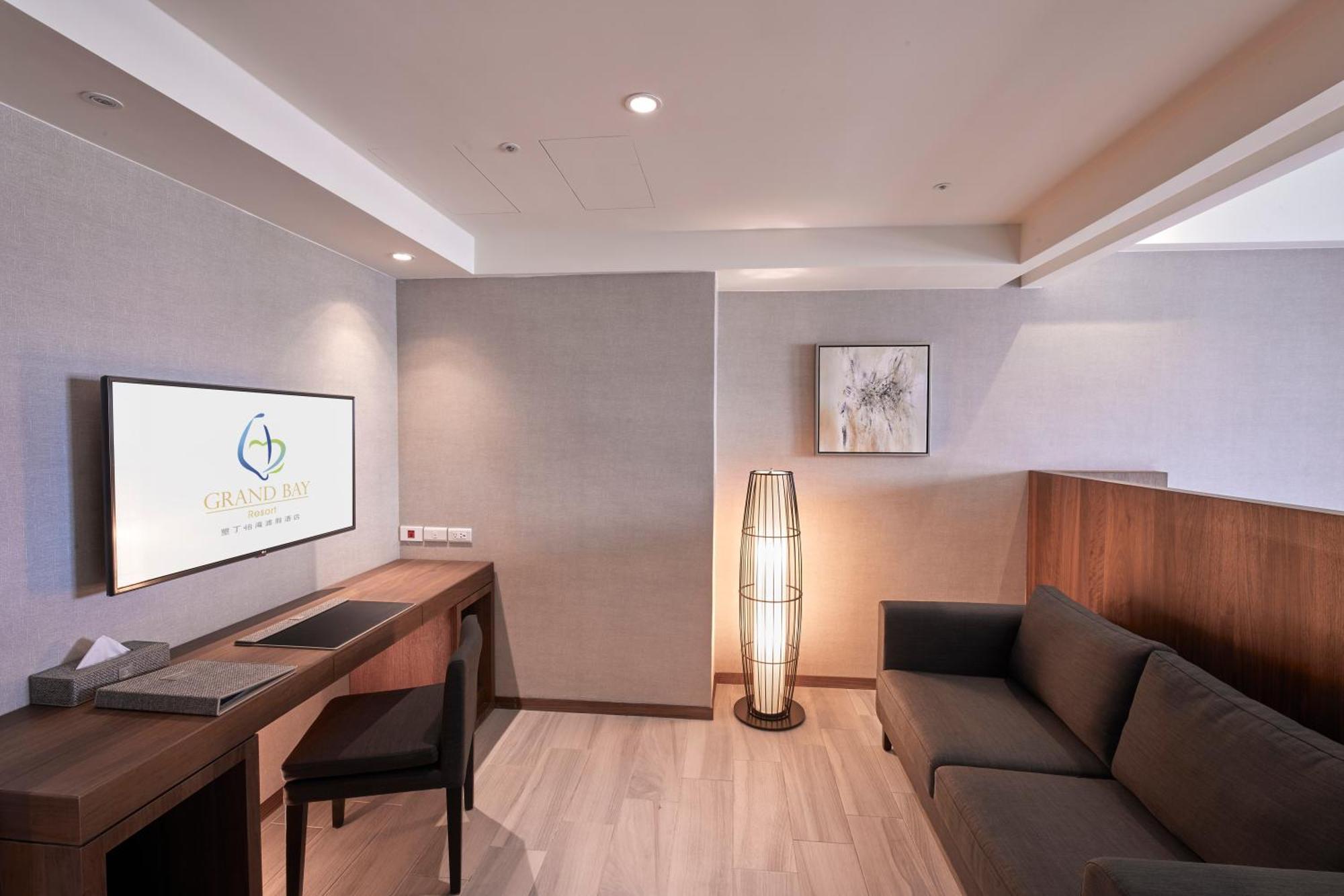Grand Bay Resort Hotel Хенгчун Экстерьер фото Business Center